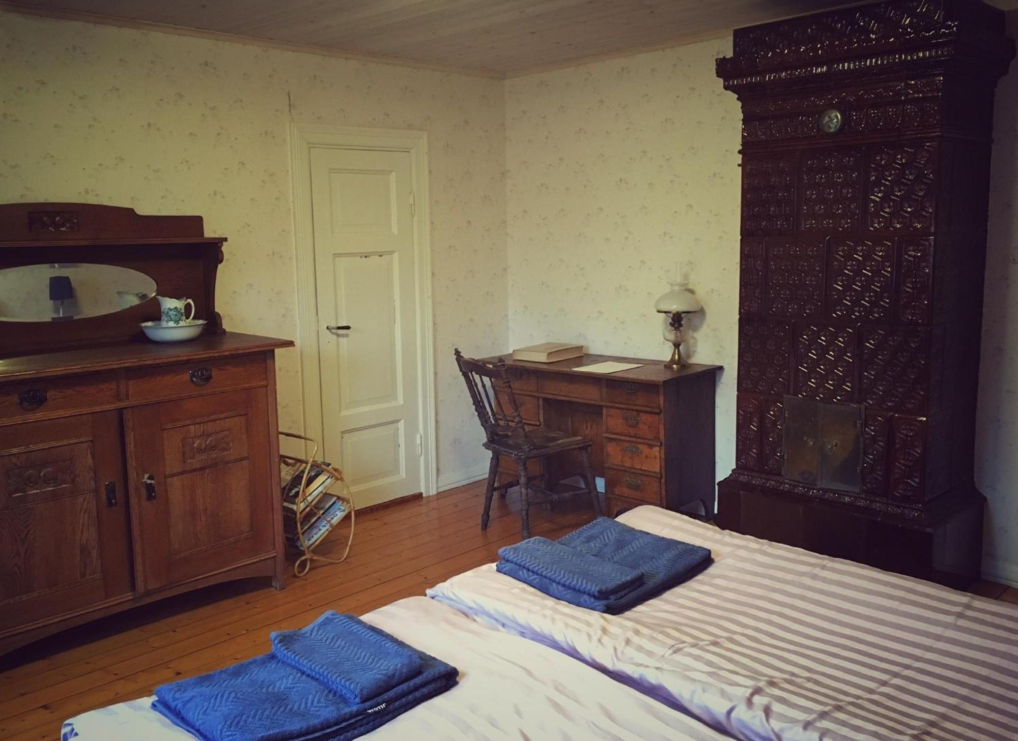 Bed and Breakfast Viktors Affaershus Atran Экстерьер фото