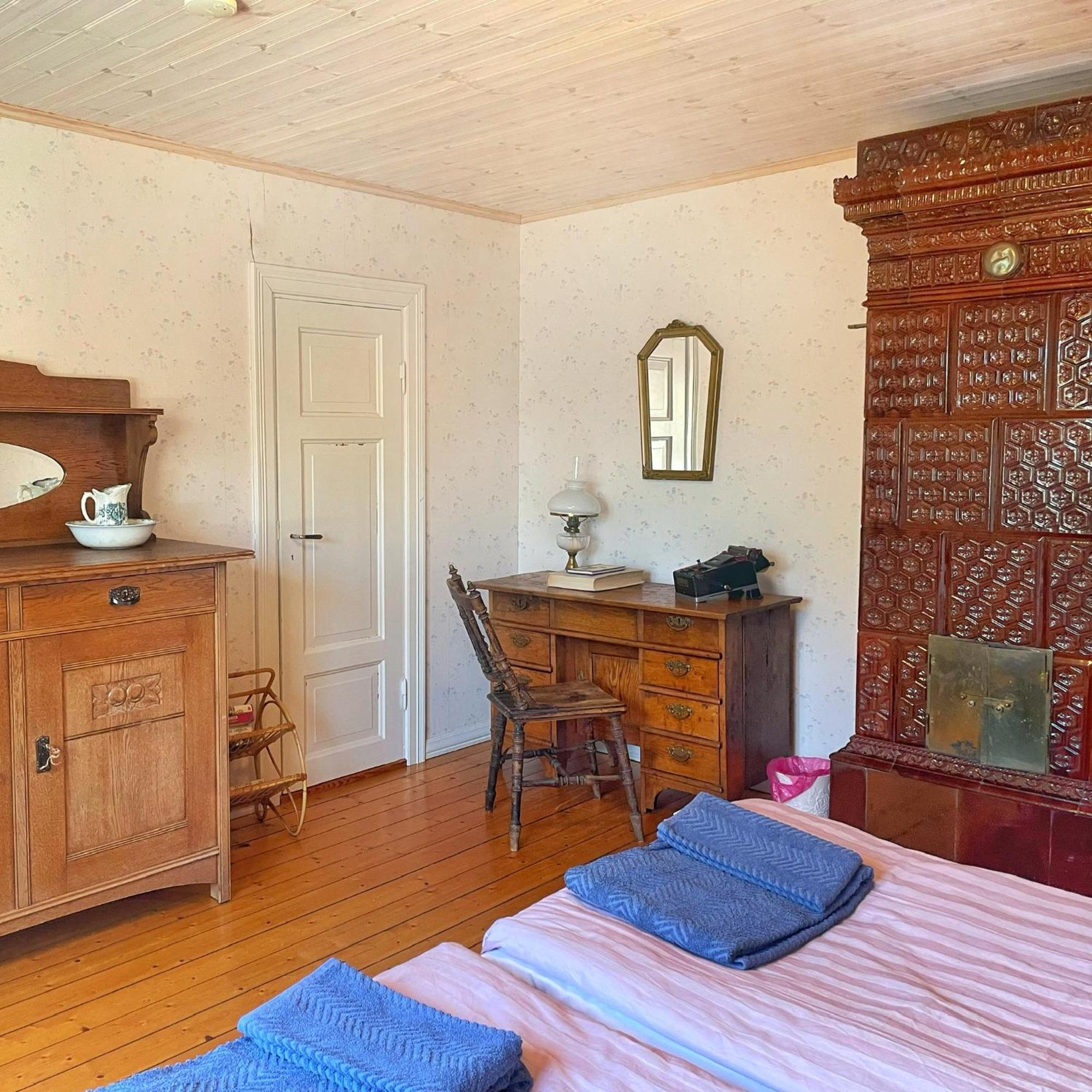 Bed and Breakfast Viktors Affaershus Atran Экстерьер фото